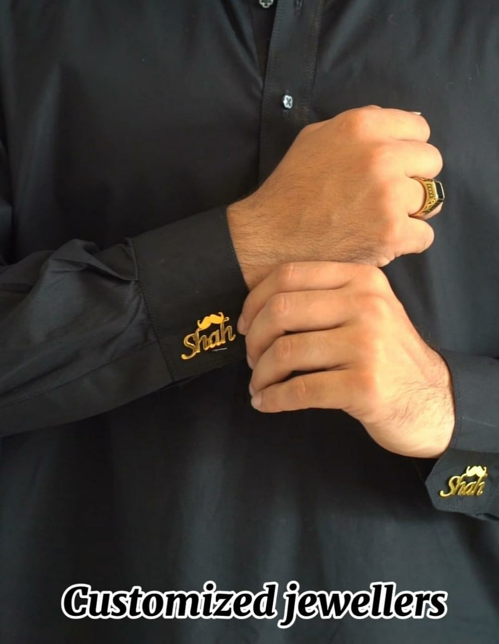 MOochs Cufflink